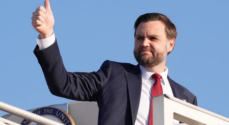 পাকিস্তান যাচ্ছে জেডি ভ্যান্স, ইরানের প্রতিনিধি নিয়ে অনিশ্চিয়তা